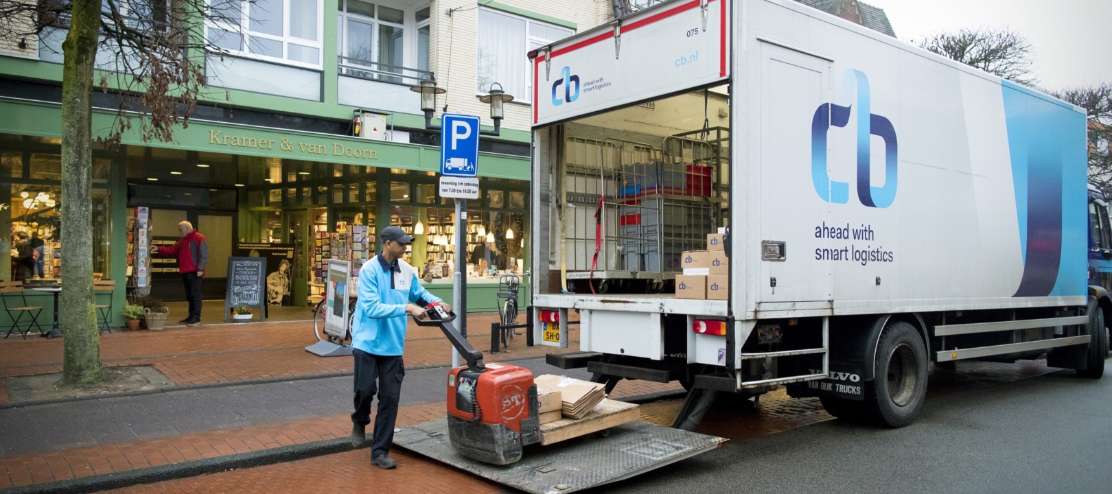 Shipment and cross-dock services in Dutch and Belgian market